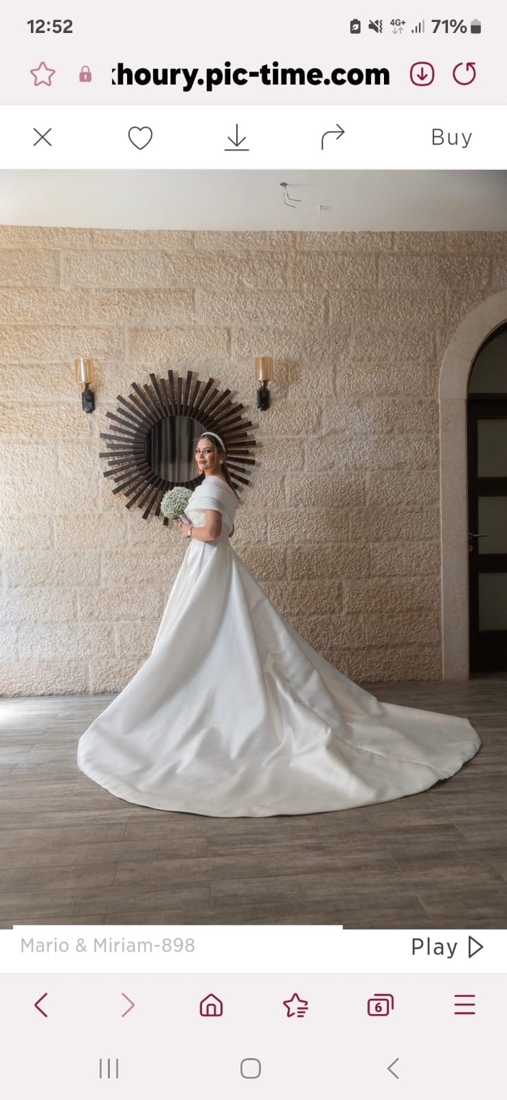 Wedding dress